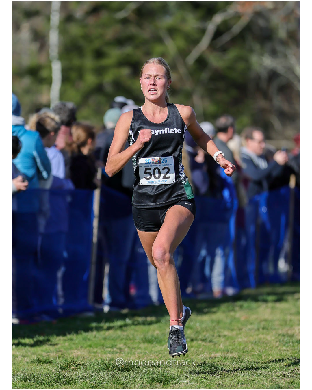 Grace Alexander, Waynflete School, P149, 22:02.22 - New England Cross Country State Championship - Thetford Vt - November 8, 2025 File: ./dir-1-Girls-Championship/251108-2025-New England-Cross-Country-Championships-Thetford-VT-324-296A5712.jpg Grace Alexander, Waynflete School, P149, 22:02.22 - New England Cross Country State Championship - Thetford Vt - November 8, 2025 – 2025 Ne…